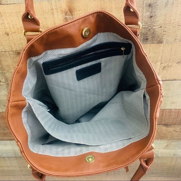 Steve Madden Faux Leather Quilted Tote - Picture 5 of 7